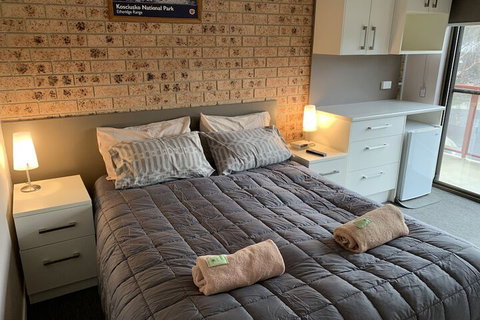 Aalberg Chalet - Accommodation Port Hedland 4