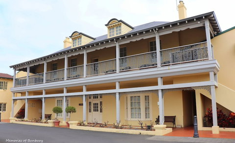 The Clifton & Grittleton Lodge - Accommodation Port Hedland 3
