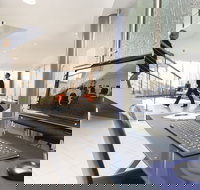 Ramada Encore by Wyndham Belconnen Canberra - Accommodation Port Hedland