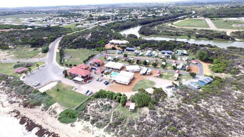 Seaspray Beach Holiday Park - Accommodation Port Hedland 0