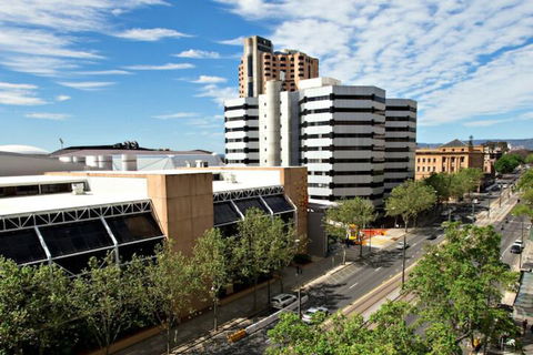 Adelaide DressCircle Apartments North Terrace - Accommodation Port Hedland 6