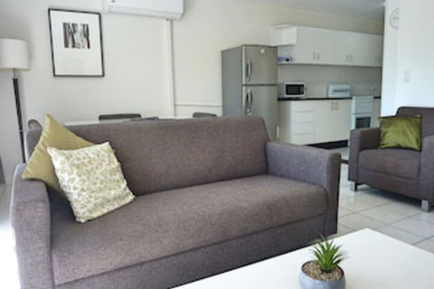 Jadran Motel & El Jays Holiday Lodge - Accommodation Port Hedland 0