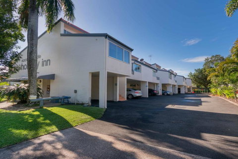 Noosa Parade Holiday Inn - Accommodation Port Hedland 5