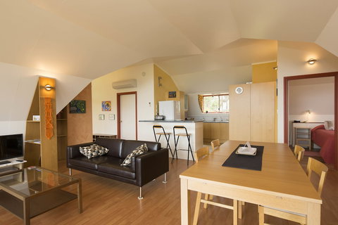 Tennessee Hill Chalets - Accommodation Port Hedland 6