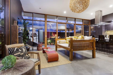 Sticky Rice Villas - Accommodation Port Hedland 6