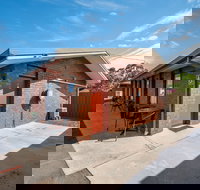 Golden Country Motel  Caravan Park - Accommodation Port Hedland