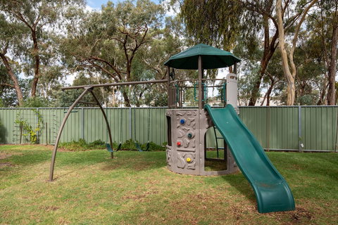 Golden Country Motel & Caravan Park - Accommodation Port Hedland 1