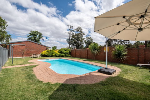 Golden Country Motel & Caravan Park - Accommodation Port Hedland 4