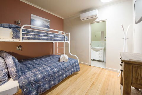 Port Lincoln YHA - Accommodation Port Hedland 5