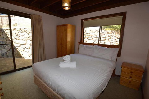 Cedar Haven - Accommodation Port Hedland 6
