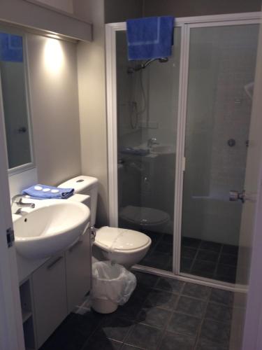 The Central Hotel Motel Lakes Entrance - Accommodation Port Hedland 2