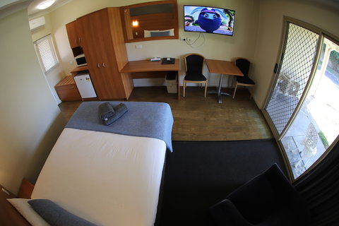 Sleepy Hill Motor Inn - Accommodation Port Hedland 4