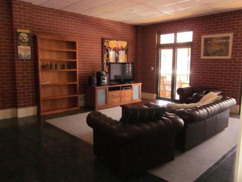 Holiday On Mostyn - Accommodation Port Hedland 3