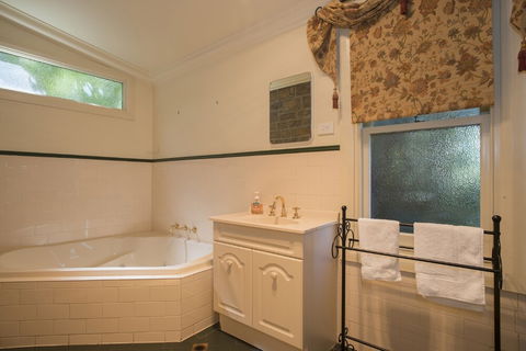 Barossa Dreams - Accommodation Port Hedland 6