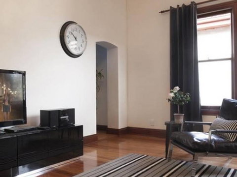 Boutique Stays - Parliament Place- Brighton - Accommodation Port Hedland 0