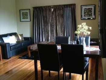 A Sacred Mountain Retreat - Accommodation Port Hedland 5