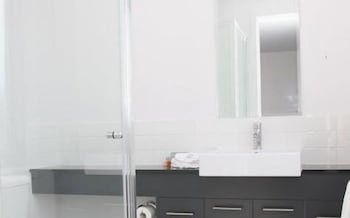 Beachside Apartments, Bonbeach - Accommodation Port Hedland 1
