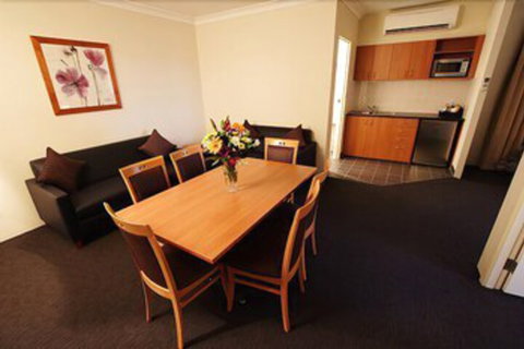 Narellan Motor Inn - Accommodation Port Hedland 6