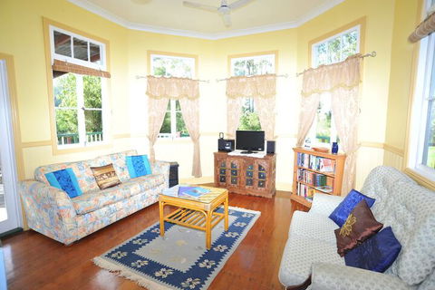Avalon Noosa Farm Cottages - Accommodation Port Hedland 7