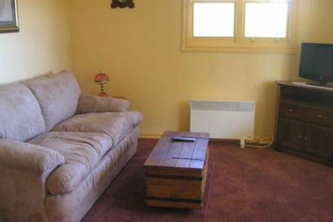 Valleyfield Cottage - Accommodation Port Hedland 2