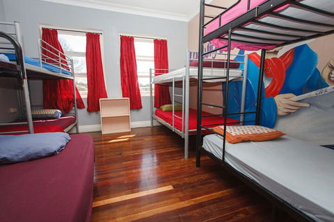 Manly Harbour Backpackers - Accommodation Port Hedland 4