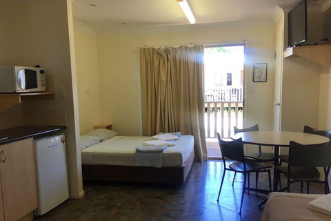Inland Oasis Motel - Accommodation Port Hedland 4