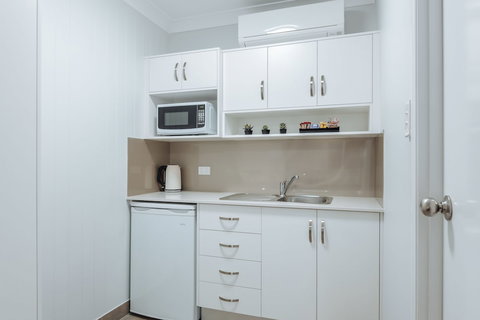 Raintree Motel Biloela - Accommodation Port Hedland 1