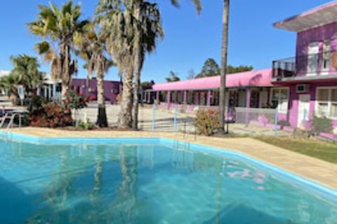 Paddle Steamer Motel - Accommodation Port Hedland 0