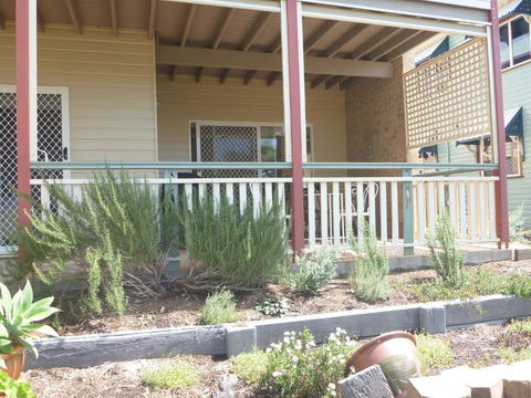 The Friendly Chat Bed & Breakfast - Accommodation Port Hedland 5