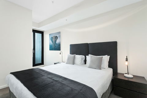 Waterfront Melbourne Apartments - Accommodation Port Hedland 5