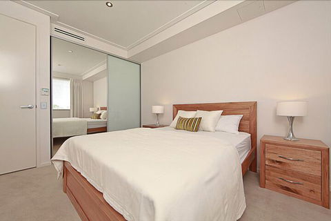 Accommodate Canberra - Glebe Park - Accommodation Port Hedland 5