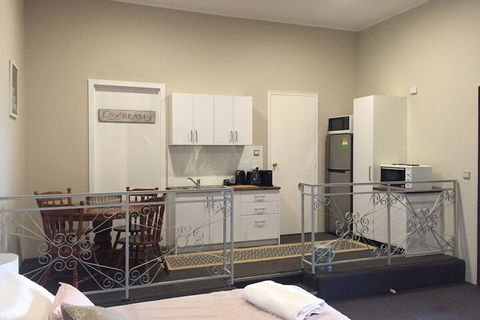 Fairway Manor Accommodation - Accommodation Port Hedland 5