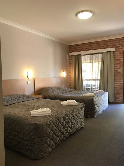 Country Gardens Motor Inn - Accommodation Port Hedland 2