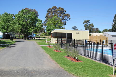 Avondel Caravan Park - Accommodation Port Hedland 0