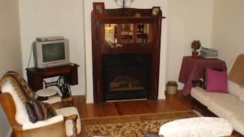 Albury Cottages - Accommodation Port Hedland 3