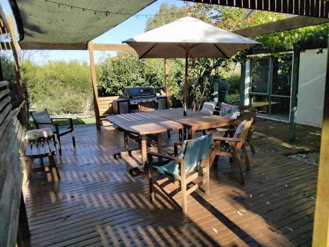 Friends In Harcourt North - Accommodation Port Hedland 2