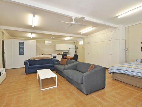The Studio On The Lake At Fishing Point Lake Macquarie Honestly Put The Line In & Catch Fish - Accommodation Port Hedland 1