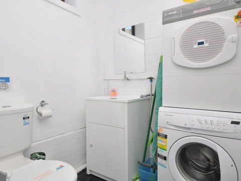 The Studio On The Lake At Fishing Point Lake Macquarie Honestly Put The Line In & Catch Fish - Accommodation Port Hedland 6