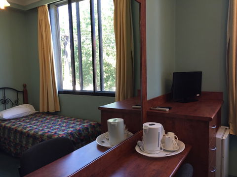 Harp Hotel - Accommodation Port Hedland 0