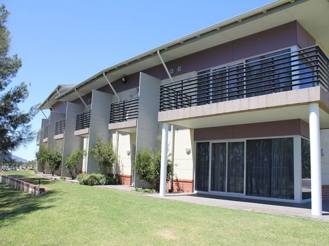 Springs  Shoalhaven - Accommodation Port Hedland 1