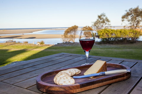 Pelican Sands Scamander - Accommodation Port Hedland 3