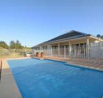 Silver Springs 4br Cottage with Wifi Views Olives  Space . Fireplace Views Olives  Space - Accommodation Port Hedland