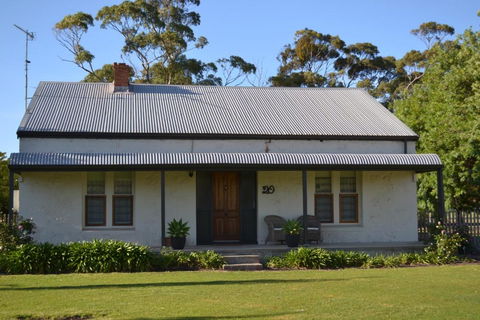 20 Hill Avenue Bed & Breakfast - Accommodation Port Hedland 2