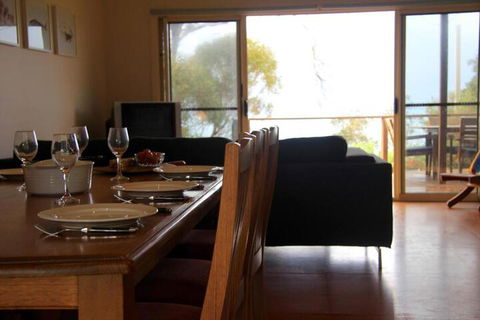 Emu Bay Stay - Accommodation Port Hedland 2