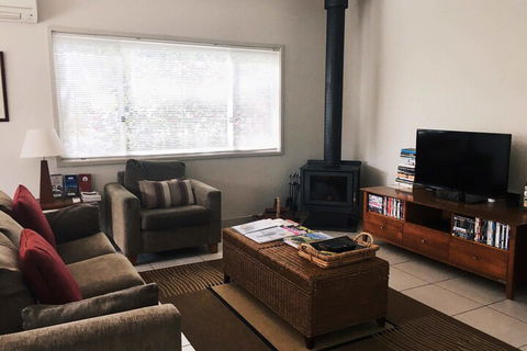 Abalina Cottages, Rotary Drive - Accommodation Port Hedland 3