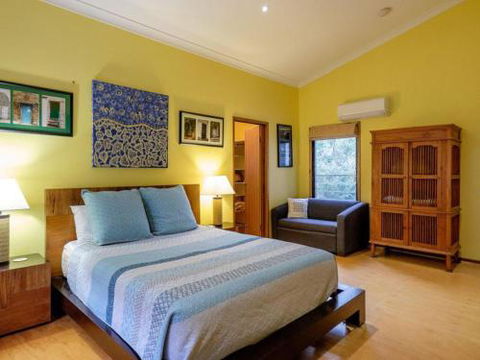 Five Bimba (Tractor House) - Accommodation Port Hedland 0