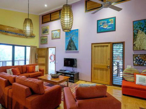 Five Bimba (Tractor House) - Accommodation Port Hedland 4