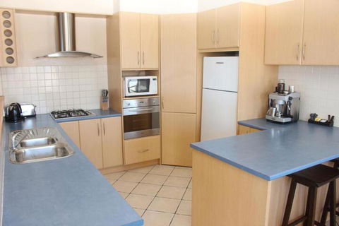 The Lighthouse Beachfront Accommodation - Accommodation Port Hedland 7
