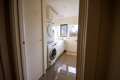 Champagne Stays Apartment - Accommodation Port Hedland 2