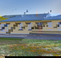 White's Corner - Accommodation Port Hedland